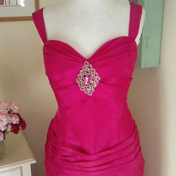Aspeed Mermaid Shape Pink Formal - Picture 2 of 16